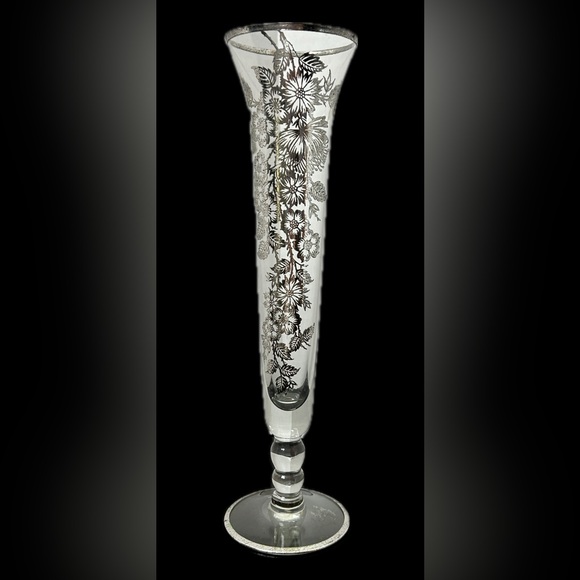 accents-vintage-retro-mid-century-clear-glass-vase-silver-overlay-bud